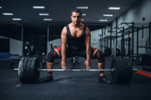 Sumo Deadlift tập trung vào cơ mông, đùi, chân, cũng như lưng dưới.