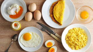 Sáng ăn gì để giảm cân đơn giản, nhanh chóng