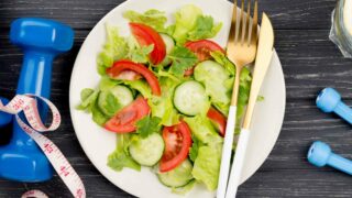 Tham khảo cách làm salad giảm cân đơn giản, giúp bạn giảm cân nhanh