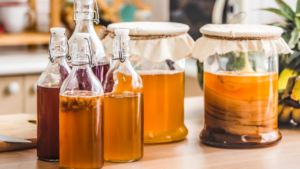 Kombucha giúp cải thiện tiêu hóa, tăng cường hệ miễn dịch, và giảm cân.