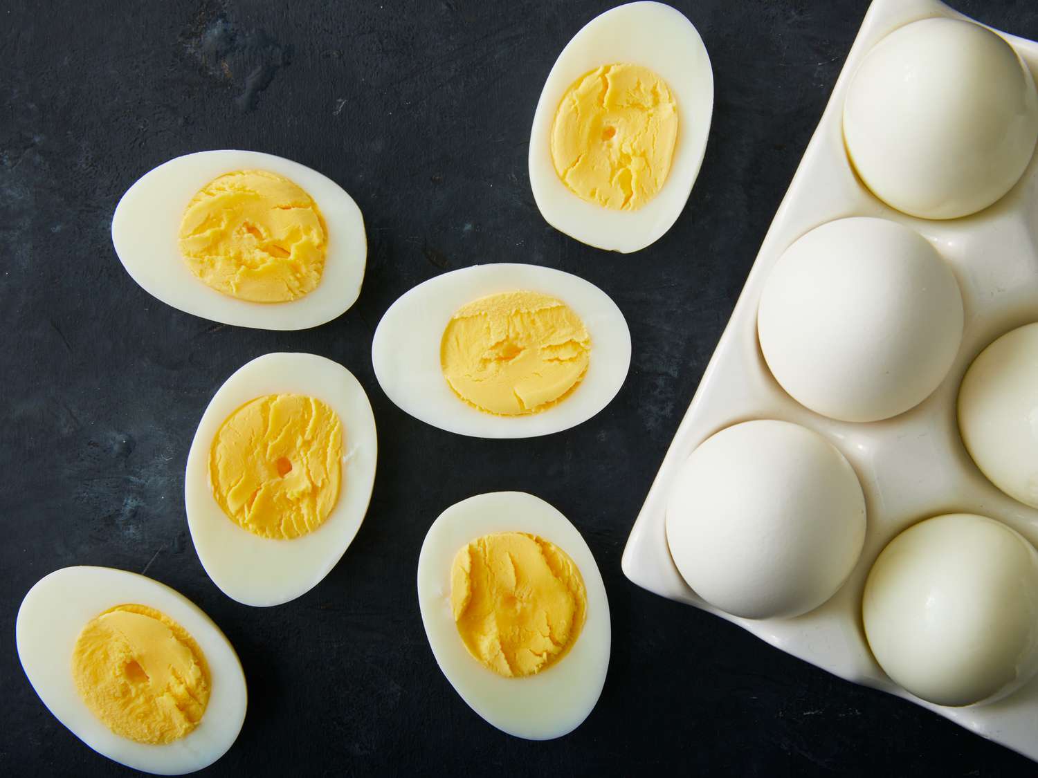 Trứng có nhiều protein, canxi và chất béo lành mạnh.