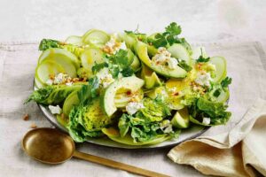 Salad trái bơ là món ăn ngon, giảm cân hiệu quả.