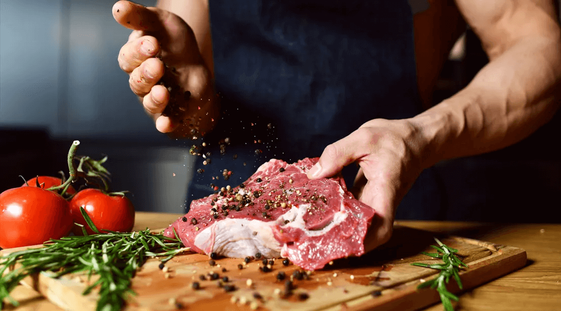 Thịt bò giàu protein nhưng nó có giúp ích cho người tập gym, thể hình? Món thịt bò bao nhiêu calo?