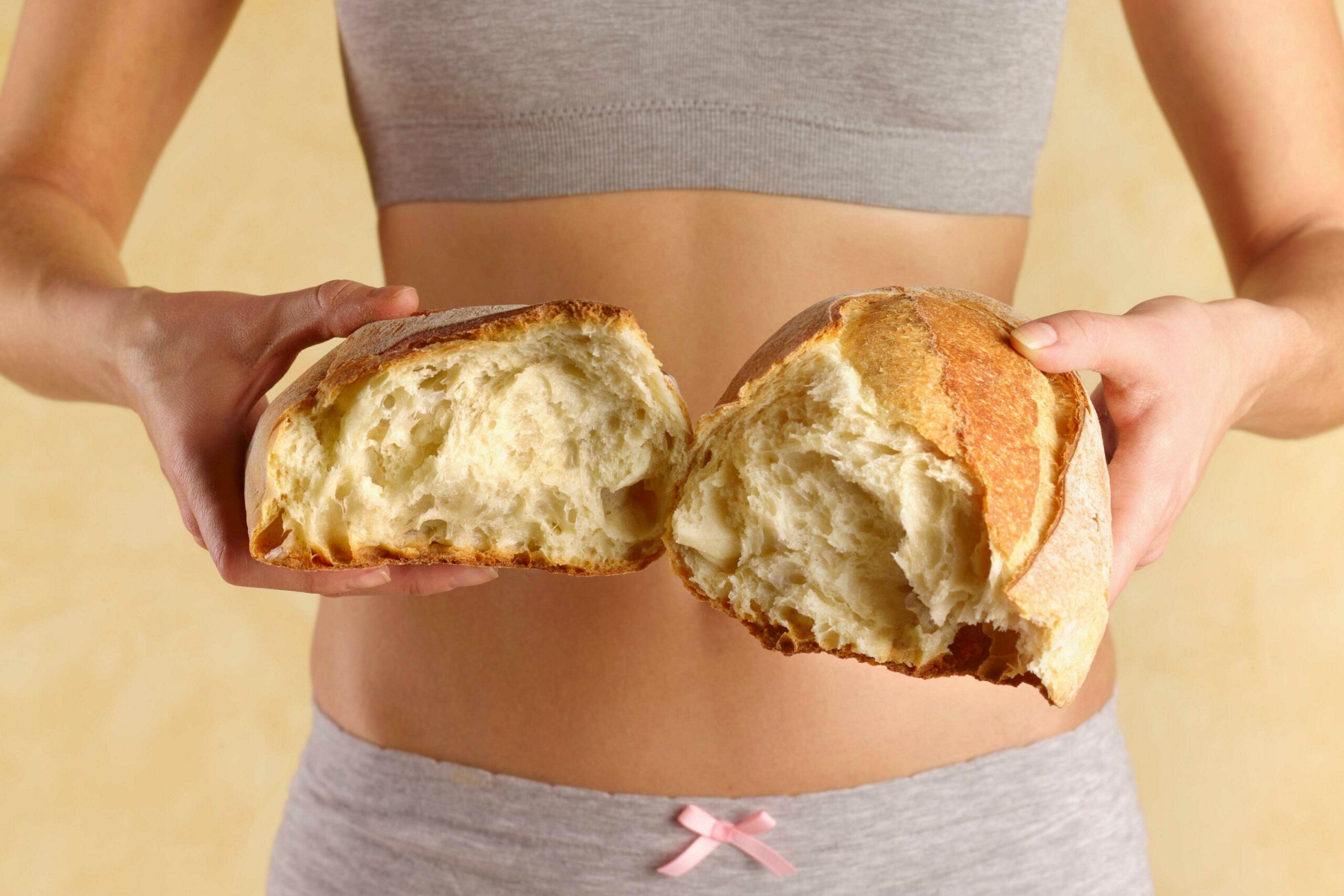 Bánh mì thực sự là thực phẩm chứa ít calo hơn cơm, phở, bún.