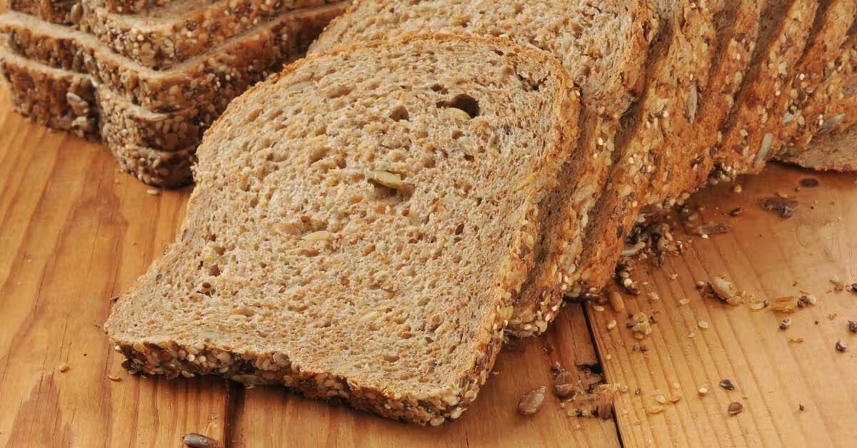 Bánh mì Ezekiel có hàm lượng protein cao giúp bạn no lâu, hỗ trợ quá trình giảm cân hiệu quả.