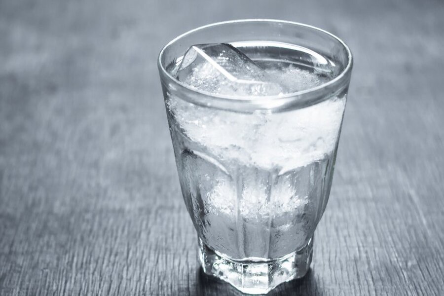 uống nước lạnh có giảm cân không