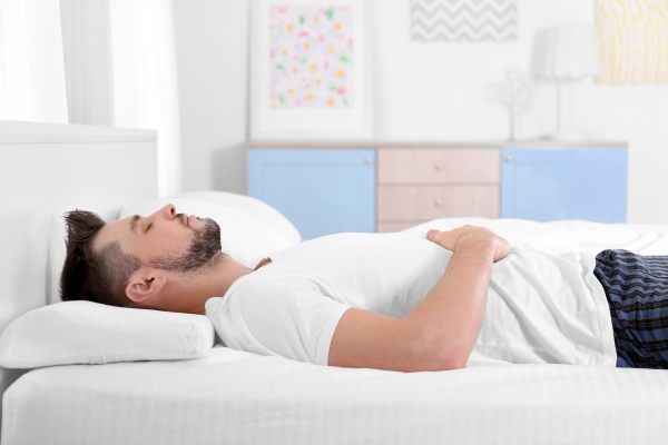 Sử dụng phương pháp thở 4-7-8 là cách để ngủ nhanh ít người biết.