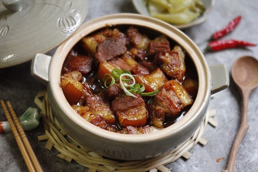 thịt kho tàu bao nhiêu calo