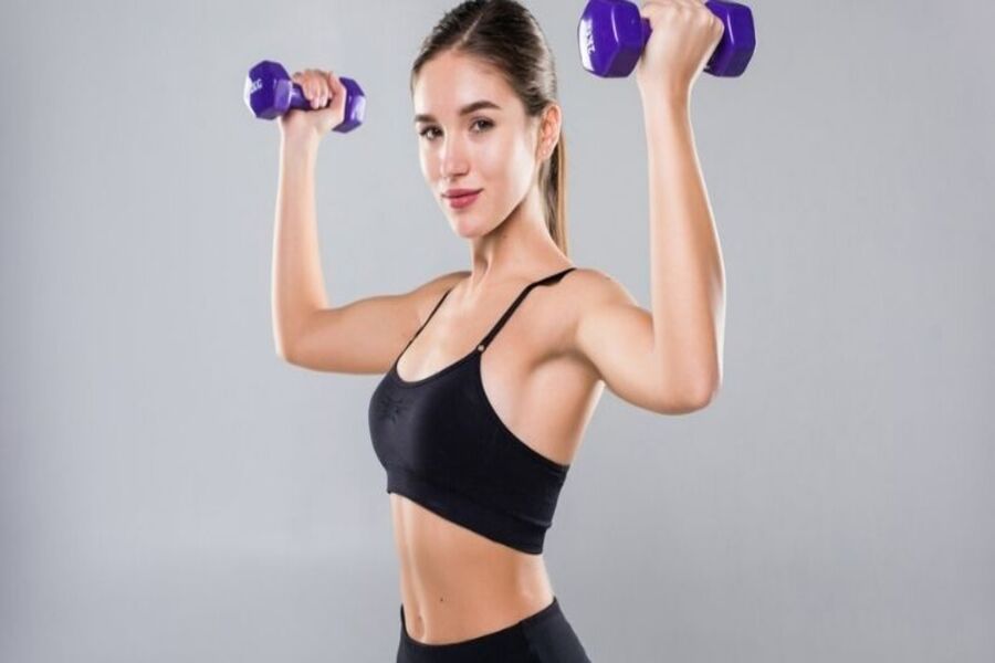 các bài tập tay cho nữ tại phòng Gym