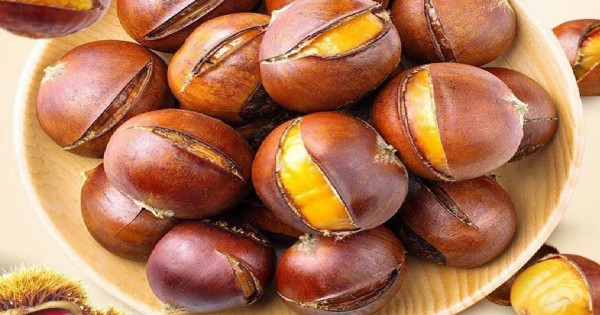 100g hạt dẻ bao nhiêu calo?