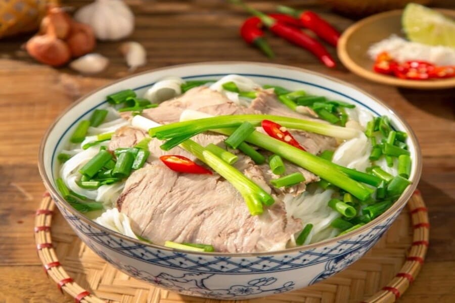 Phở bò bao nhiêu calo