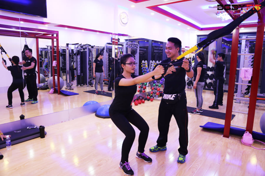 thuê huấn luyện viên gym giá bao nhiêu