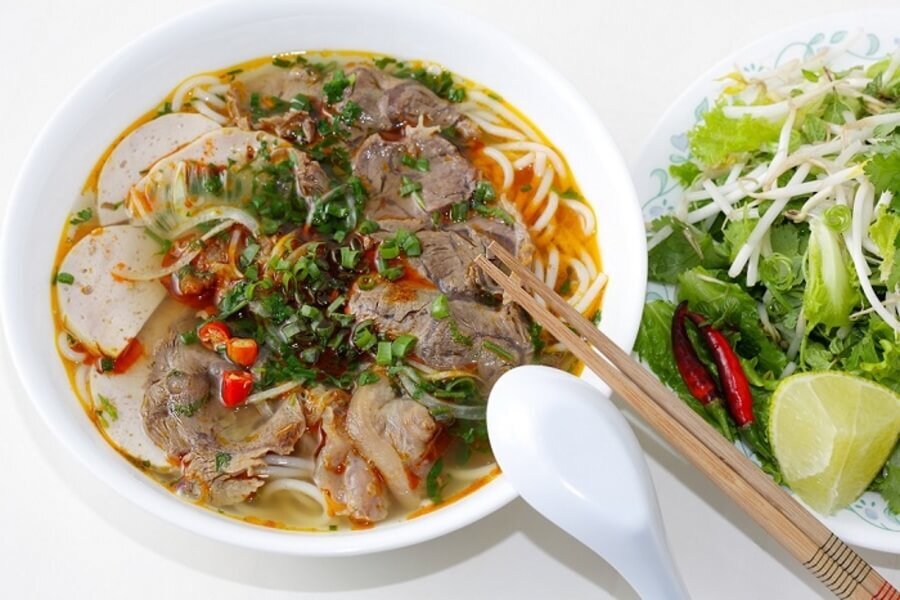 1 bát bún bò Huế bao nhiêu calo hay chưa