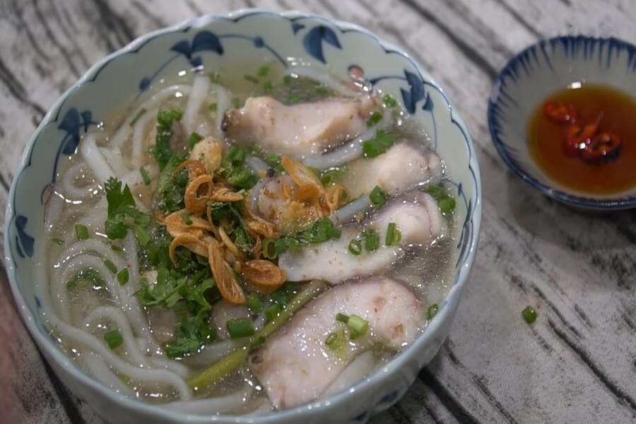 bánh canh cá lóc bao nhiêu calo