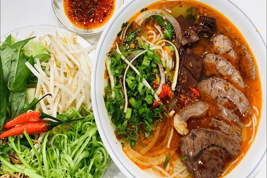 một tô bún bò bao nhiêu calo