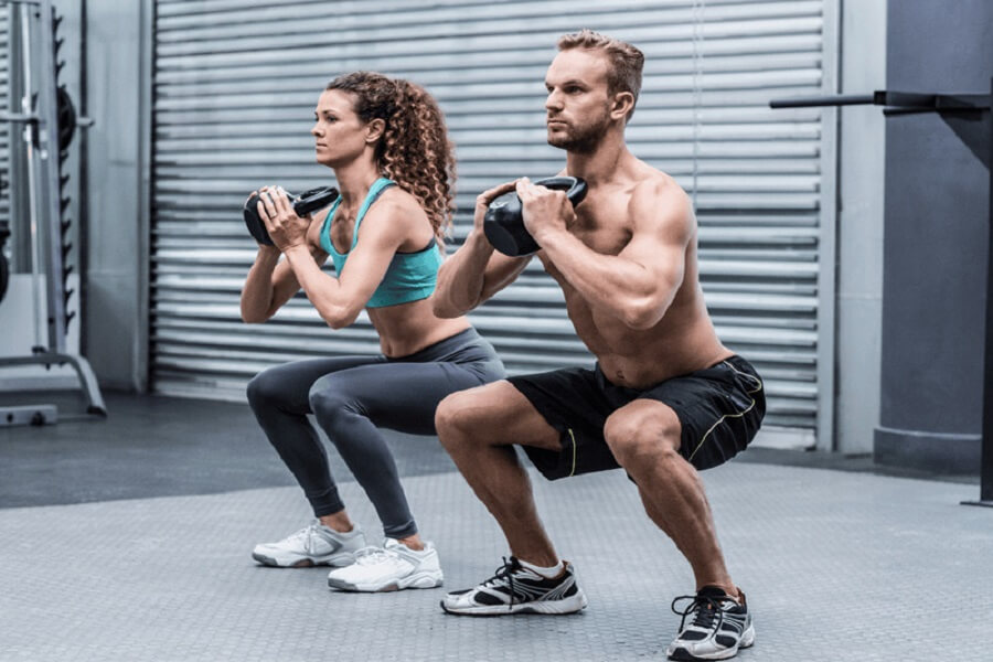 các bài tập chân cho nữ tại phòng gym