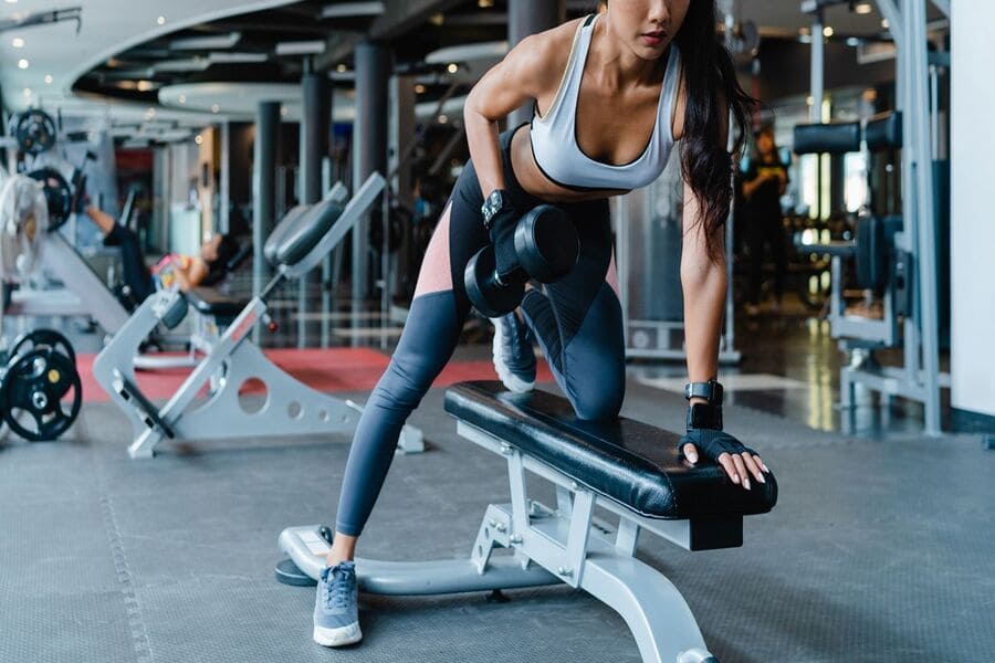 các bài tập gym cho người mới bắt đầu nữ