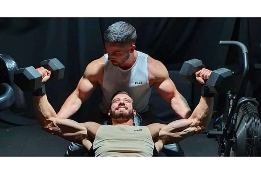 tập Gym với PT giá bao nhiêu tiền