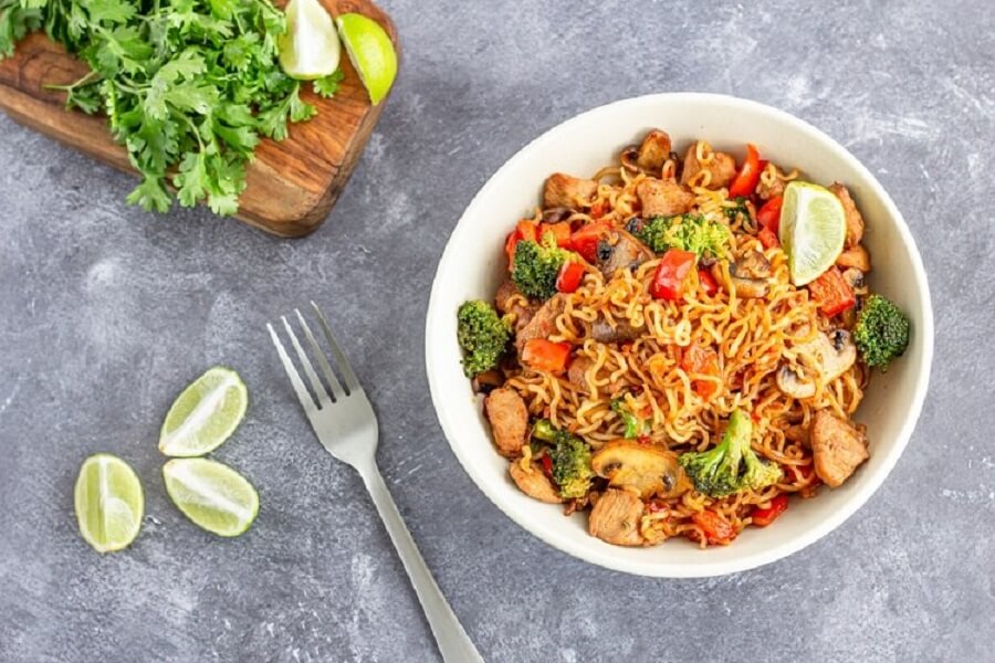 tập gym có nên ăn mì tôm
