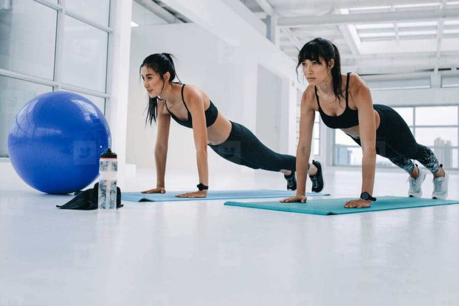 tới tháng có tập gym được không