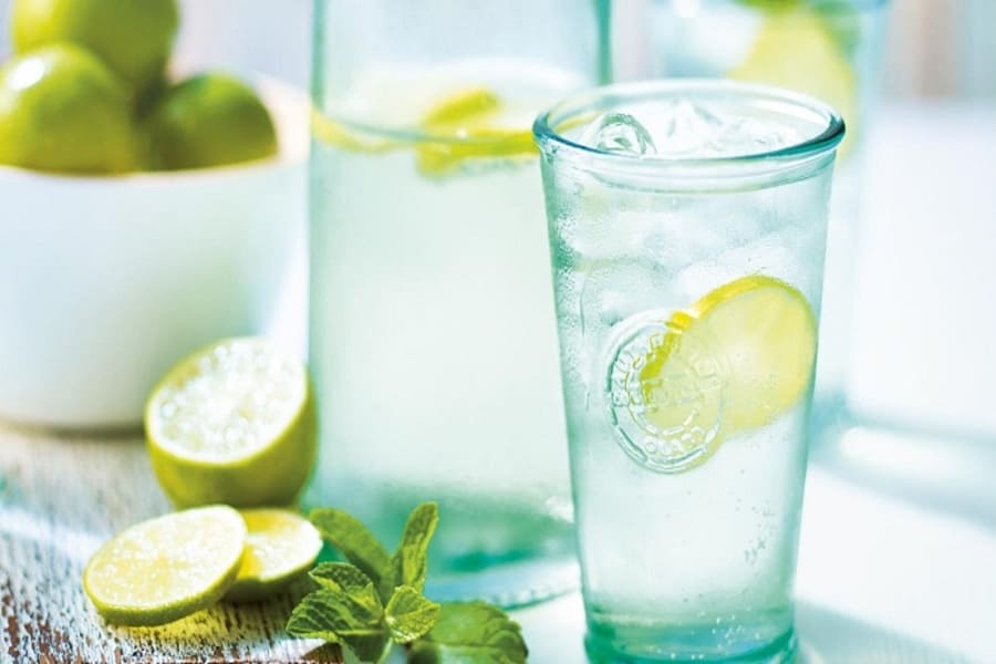 uống nước chanh có giảm cân không