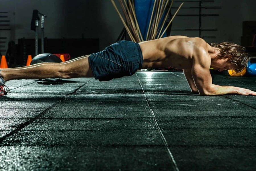 1 phút plank đốt bao nhiêu calo