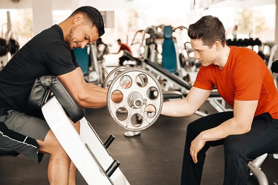 giá tập gym 1 tháng có pt