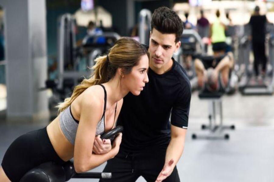 huấn luyện viên pt tập gym là gì