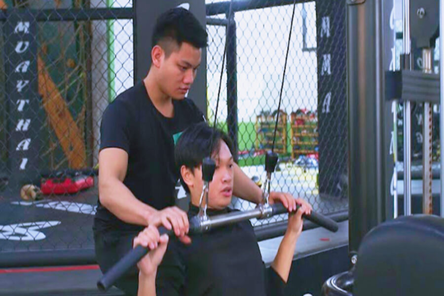 giá tiền thuê pt gym