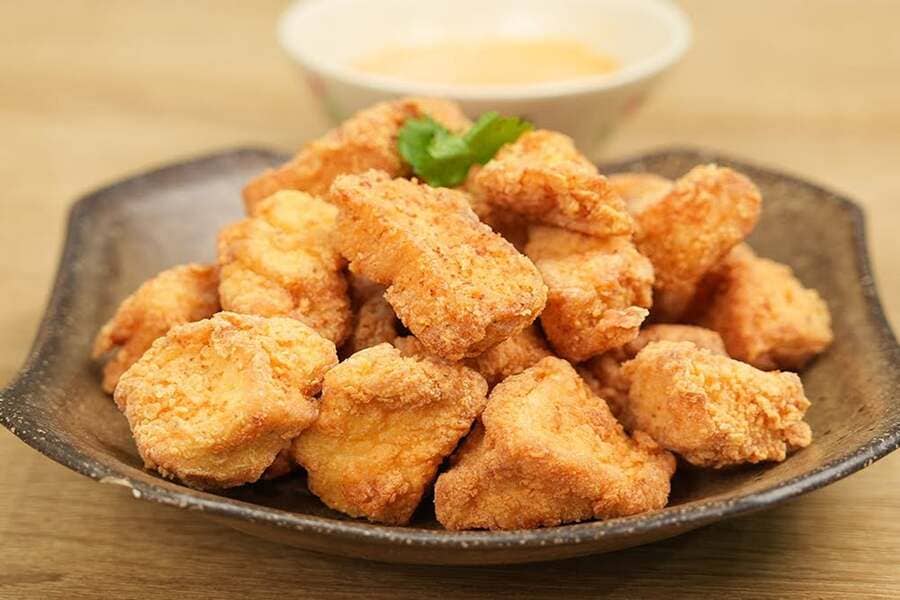 100g ức gà bao nhiêu protein