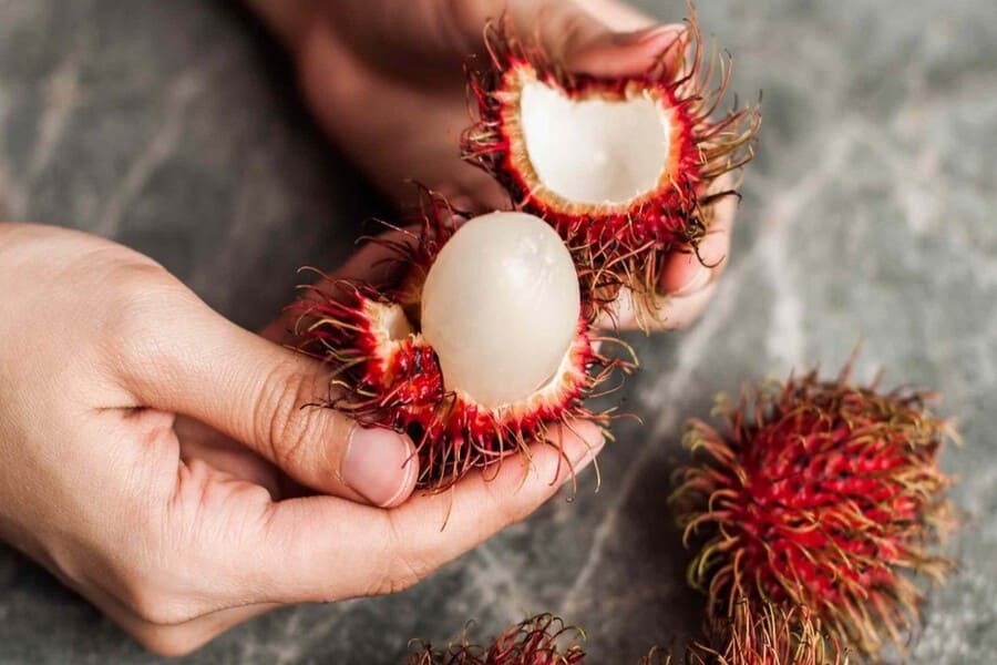ăn chôm chôm có nóng không