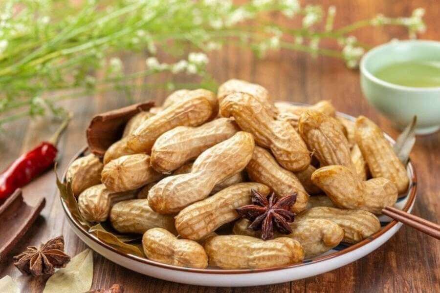 đậu phộng luộc bao nhiêu calo