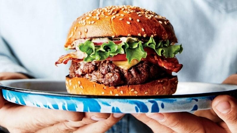 hamburger bao nhiêu calo