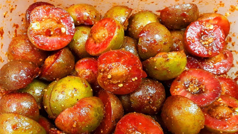 calo quả mận