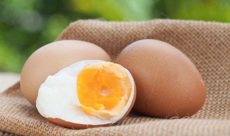 quả trứng gà bao nhiêu calo