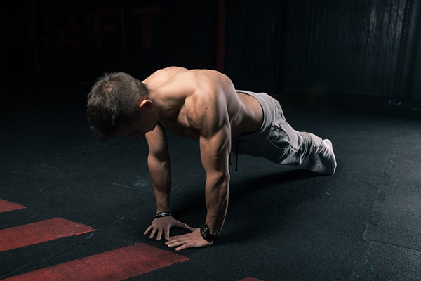 cách tập cơ tay tại nhà