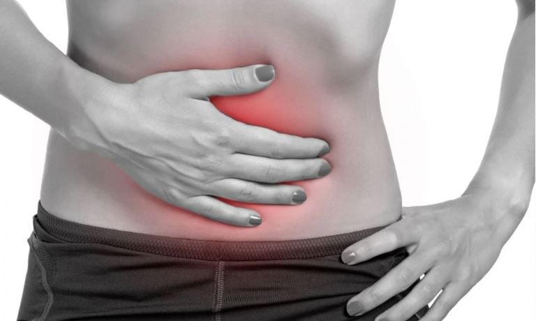 gập bụng bị đau bụng