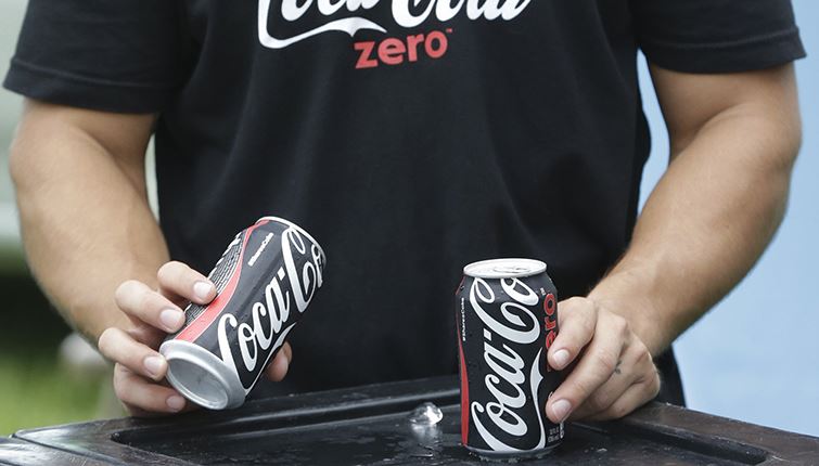 tiêu thụ quá nhiều nước ngọt 0 calo liên quan đến nguy cơ tăng huyết áp