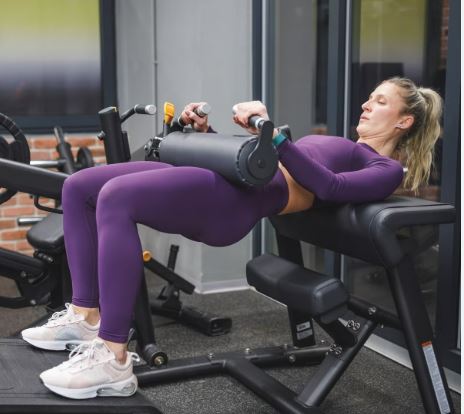 cách tập mông quả đào