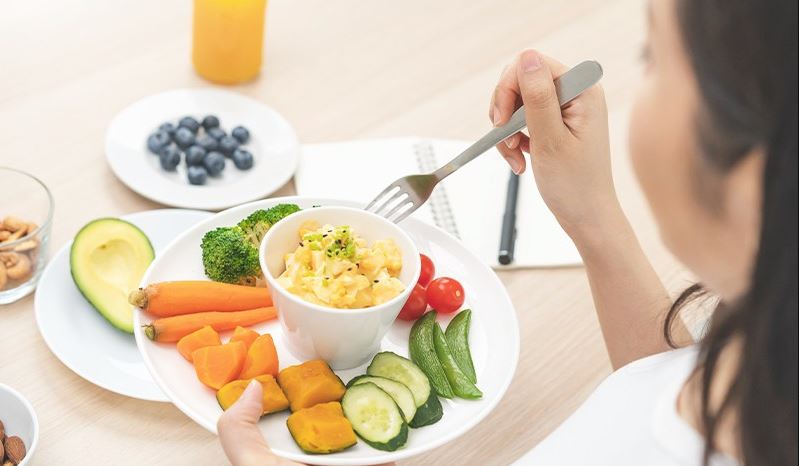 chế độ ăn uống giảm axit uric