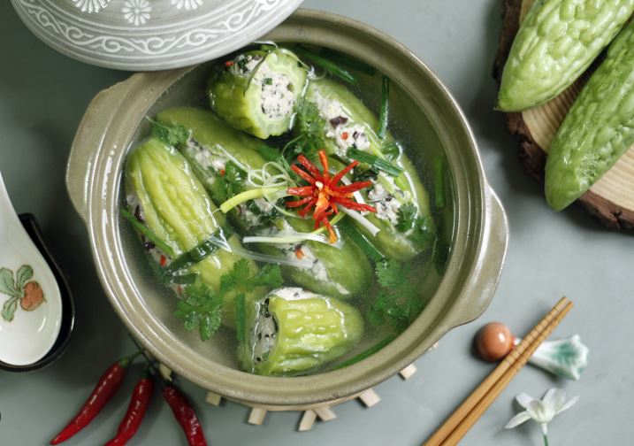 chế độ ăn uống giảm mụn