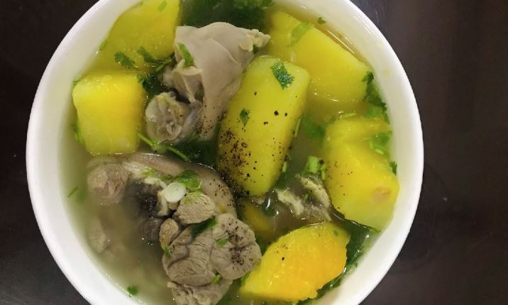 chế độ ăn uống khi ở cữ