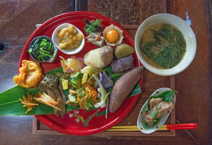 chế độ ăn uống okinawa