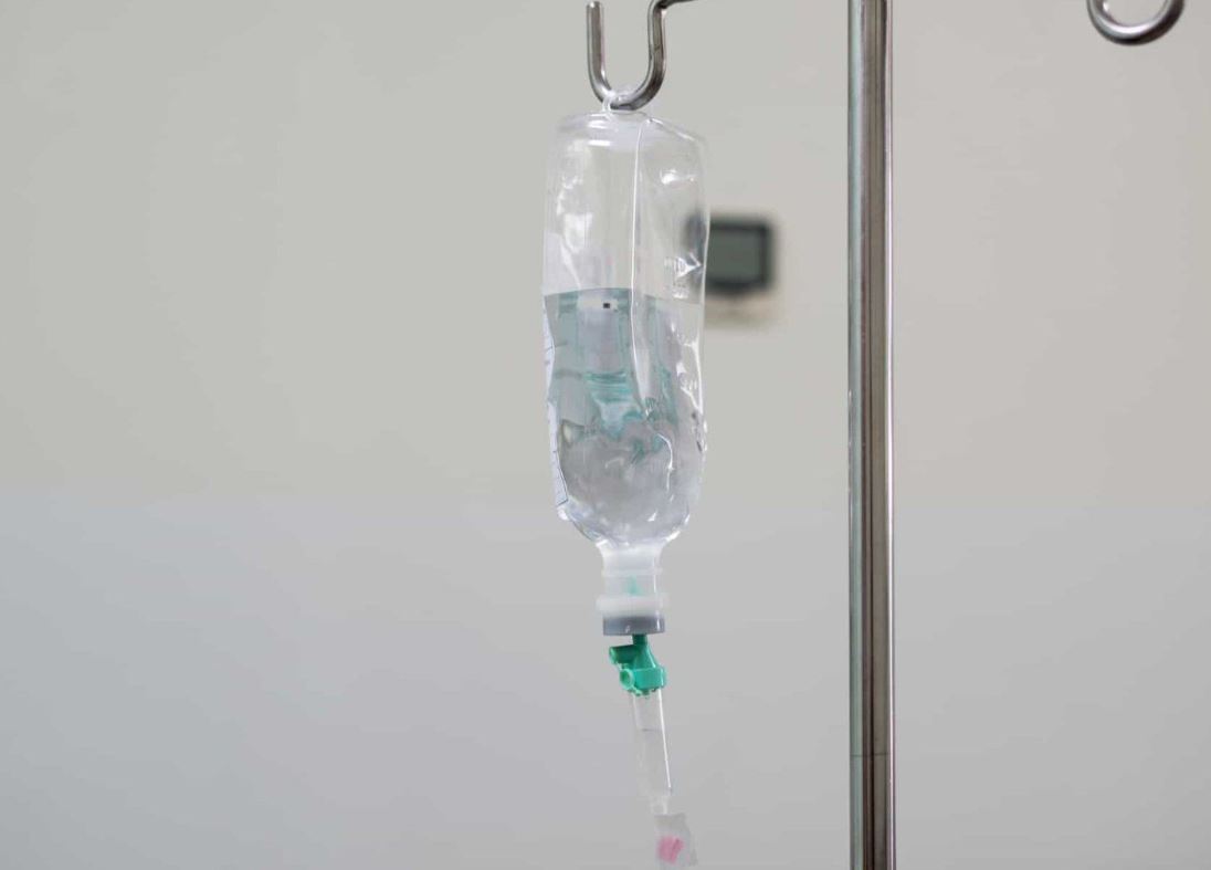 người gầy có nên truyền nước biển không